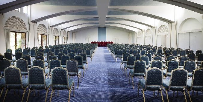 she64mf-138698-Cervo_Conference_Center_-_Meeting_Room-Hig_S