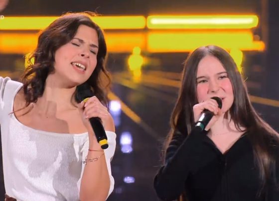 Laura Pirrigheddu e Kate Marie Gimondi sul palco di The Voice Generation