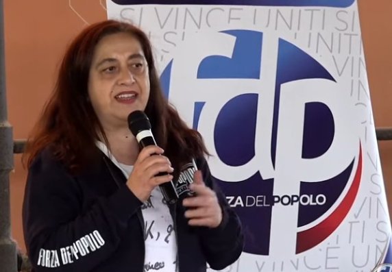 Maddalena Corrias candidata sindaco a Ossi